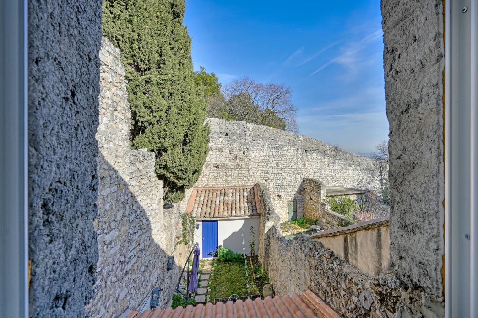 La Cigale - Vieux Village - Charmante Maisonnette Climatisee Avec Jardin Villeneuve-lès-Avignon Exterior photo